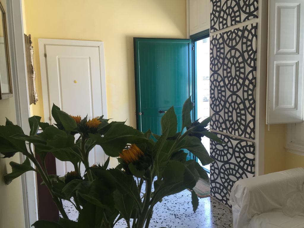 B&B Le Colonne Brindisi Ngoại thất bức ảnh