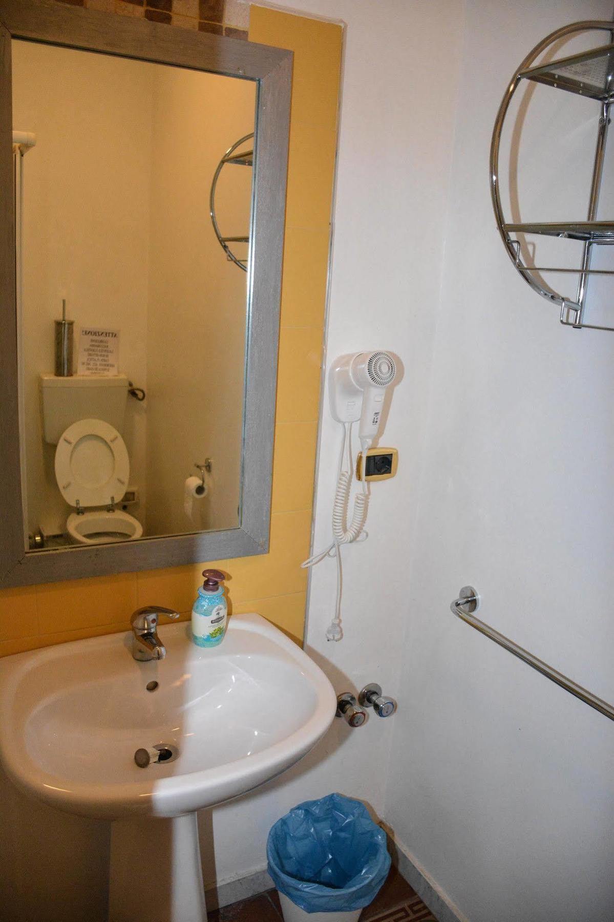 B&B Le Colonne Brindisi Ngoại thất bức ảnh